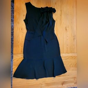 The limited Black cocktail dress with bow size 12